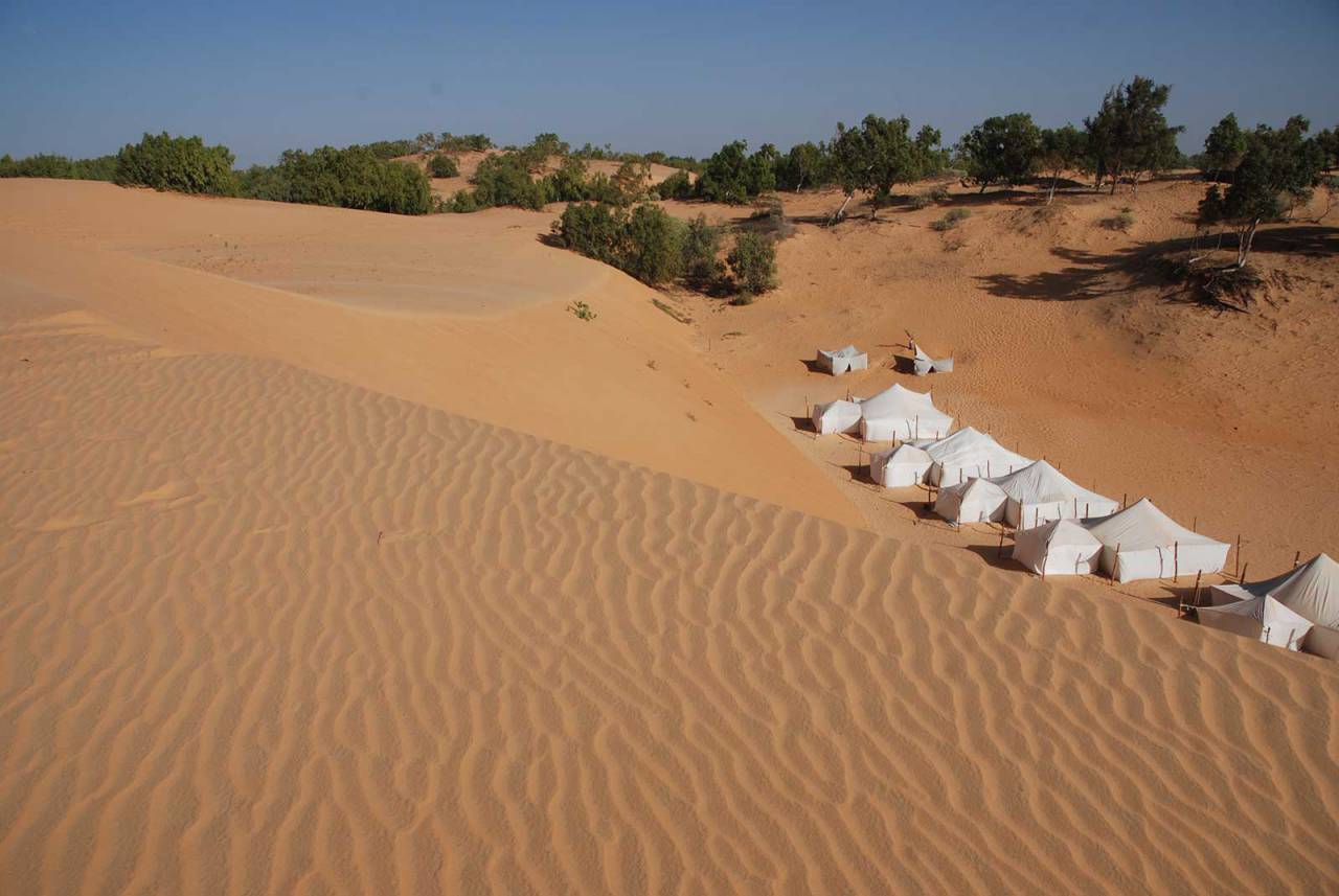 Ecolodge de Lompoul au Sénégal. Vacances dans un lodge en plein désert au nord du Sénégal., Ecolodges du Sénégal